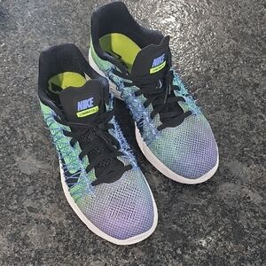 Nike Blue and Green Athletic Sneakers